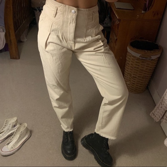 Free People Denim - Free people straight leg frayed cream/ivory jeans